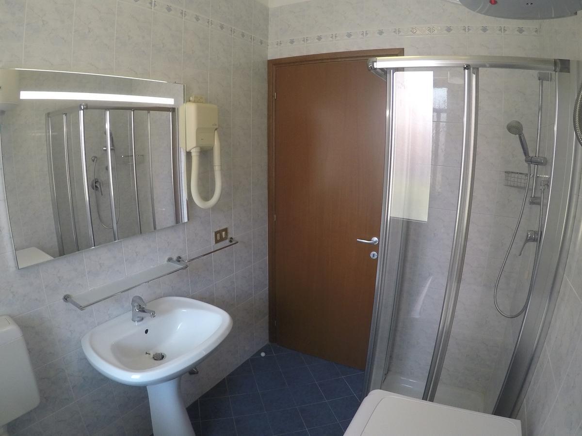 Residence Soleil - Agenzia Cocal กาออร์เล ภายนอก รูปภาพ